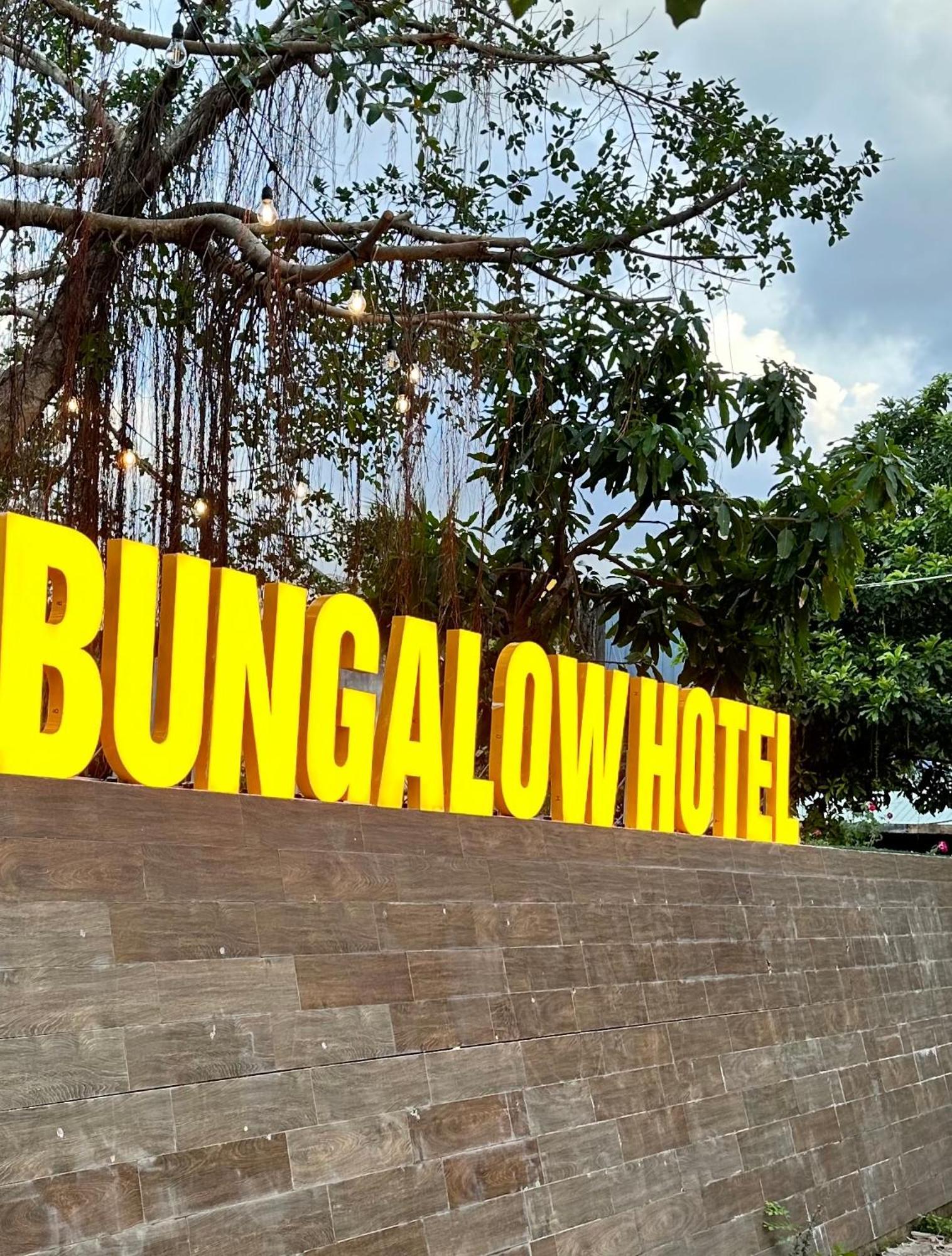 Bungalow Hotel Chi Khu Co Ong Exterior foto