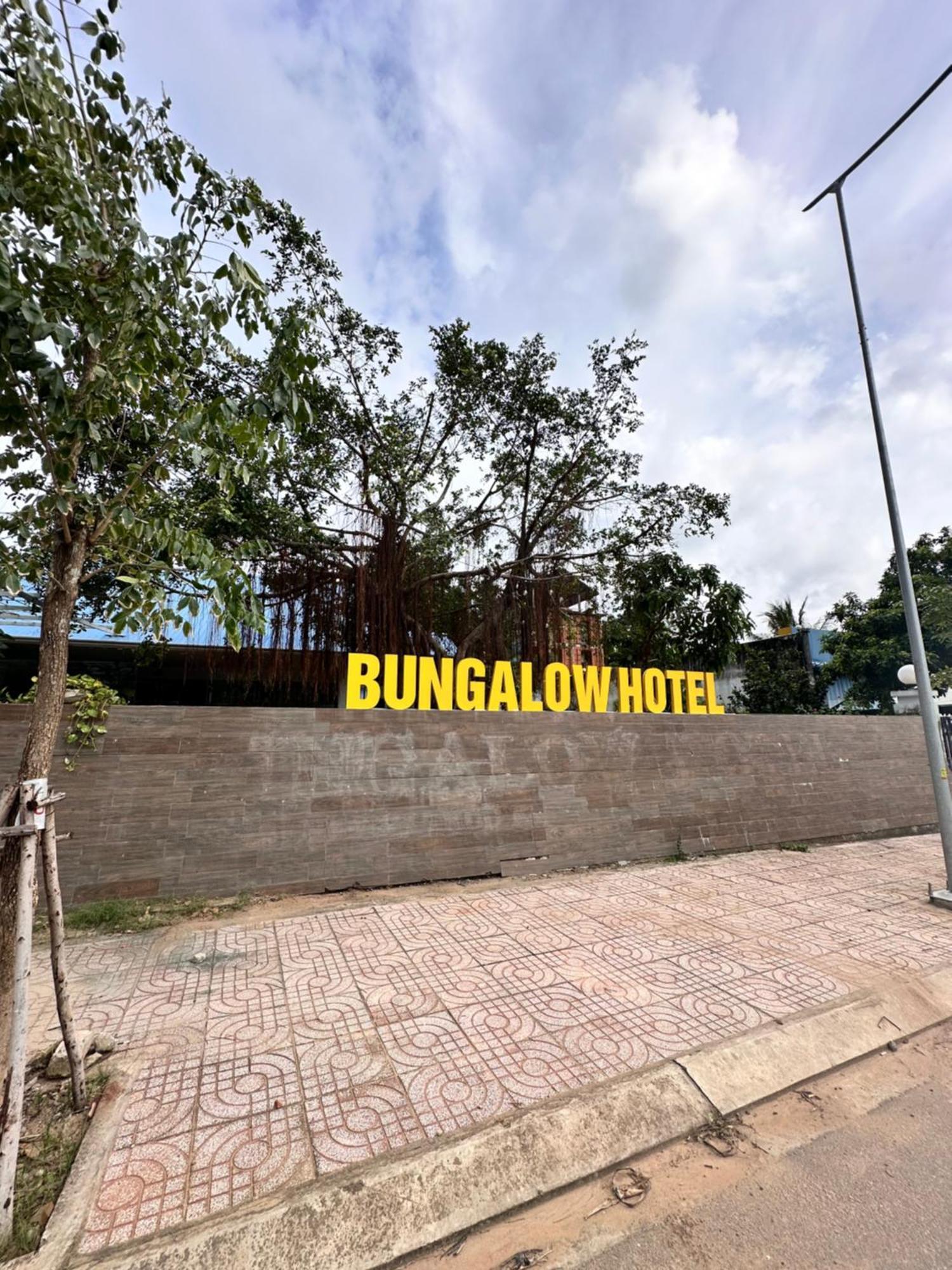 Bungalow Hotel Chi Khu Co Ong Exterior foto